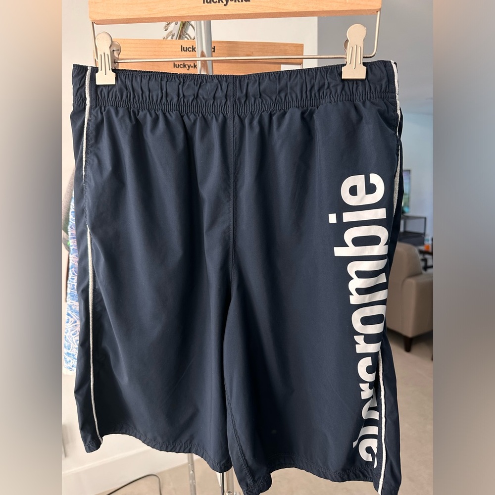 Abercrombie boys active navy shorts